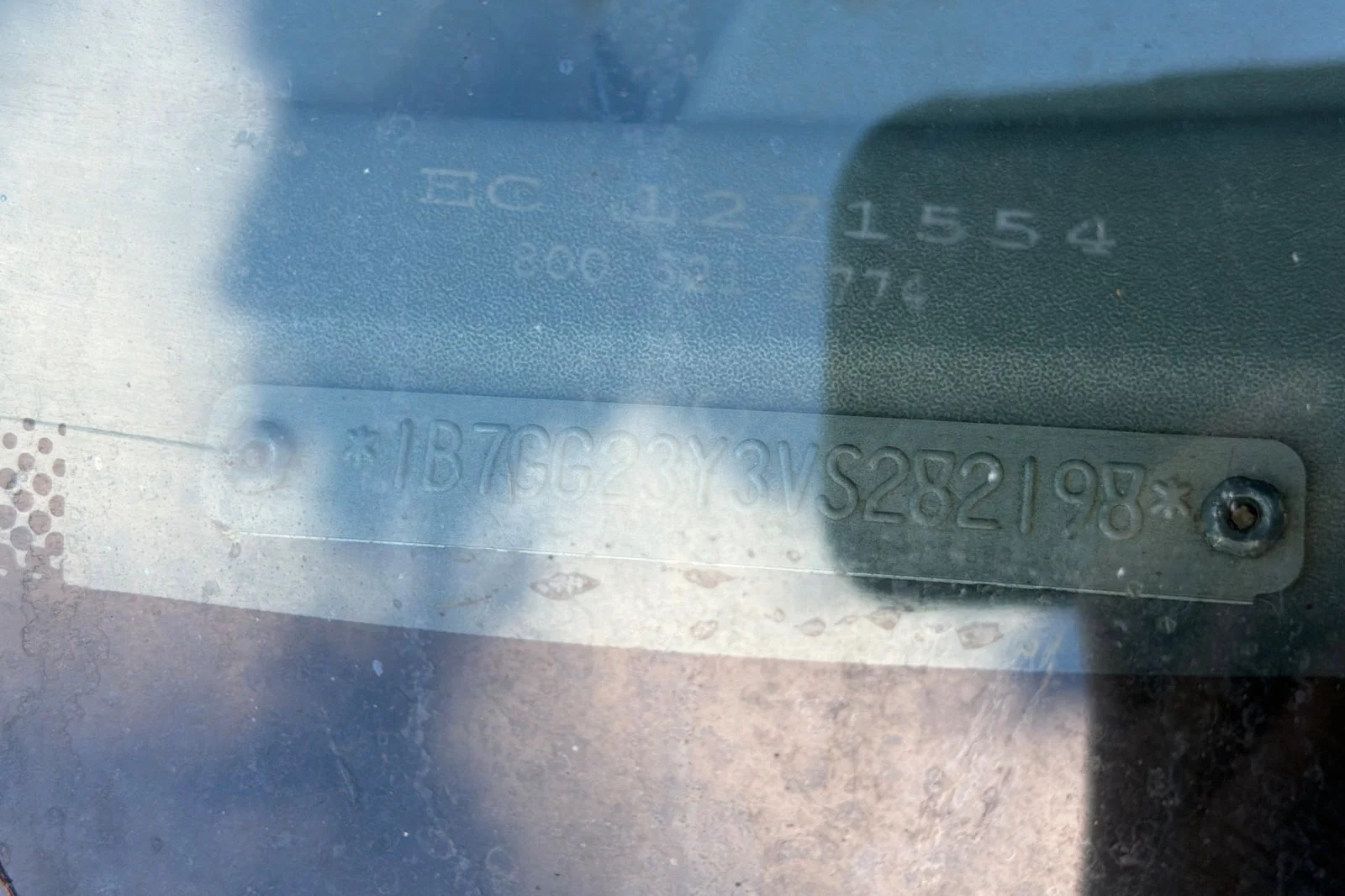 Used 1997  Dodge  image 3