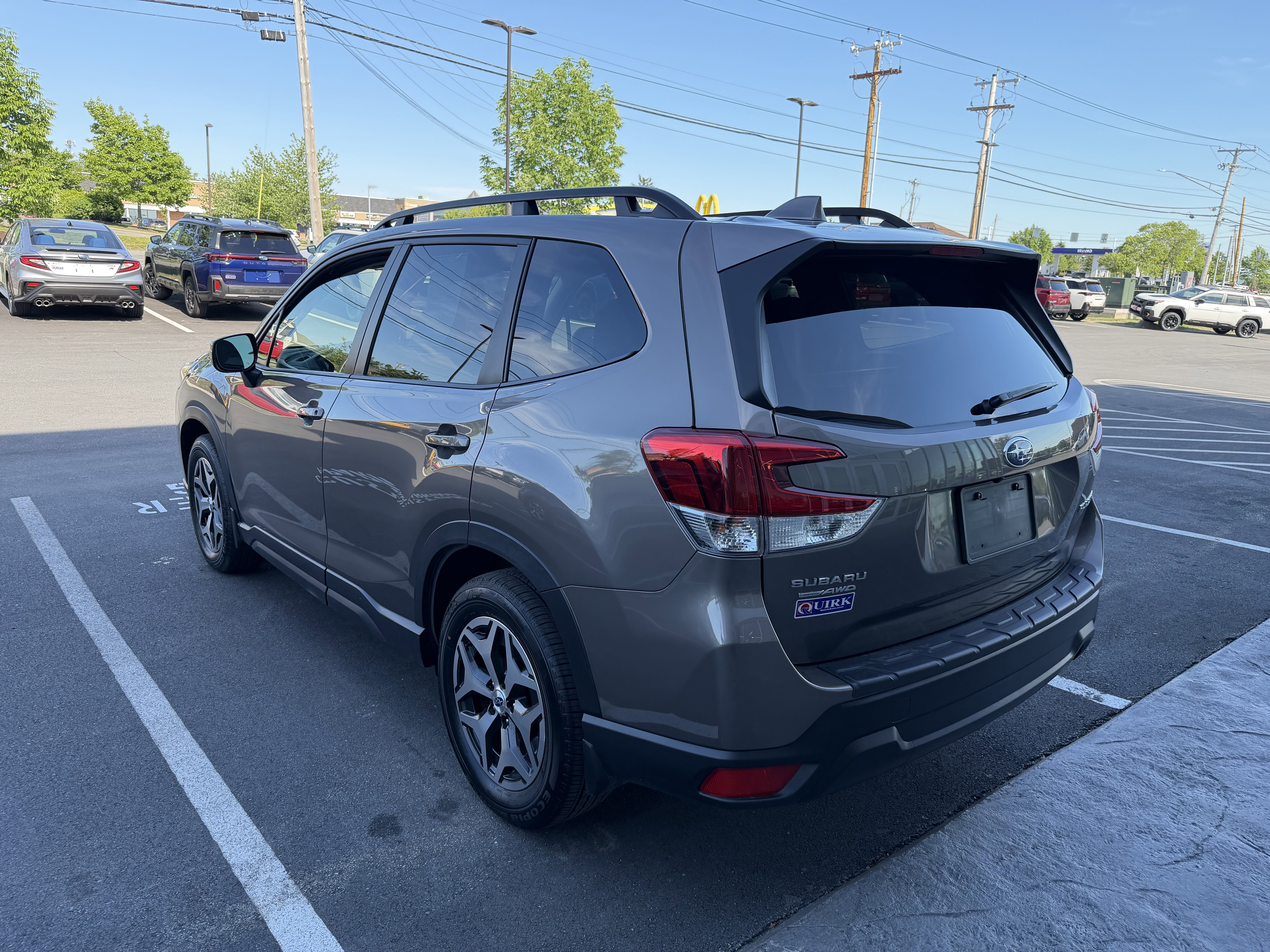 Used 2023 Brilliant Bronze Metallic Subaru Premium image 3