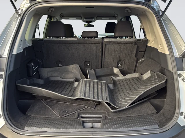 Certified Used 2023 Silver Nissan SV image 32