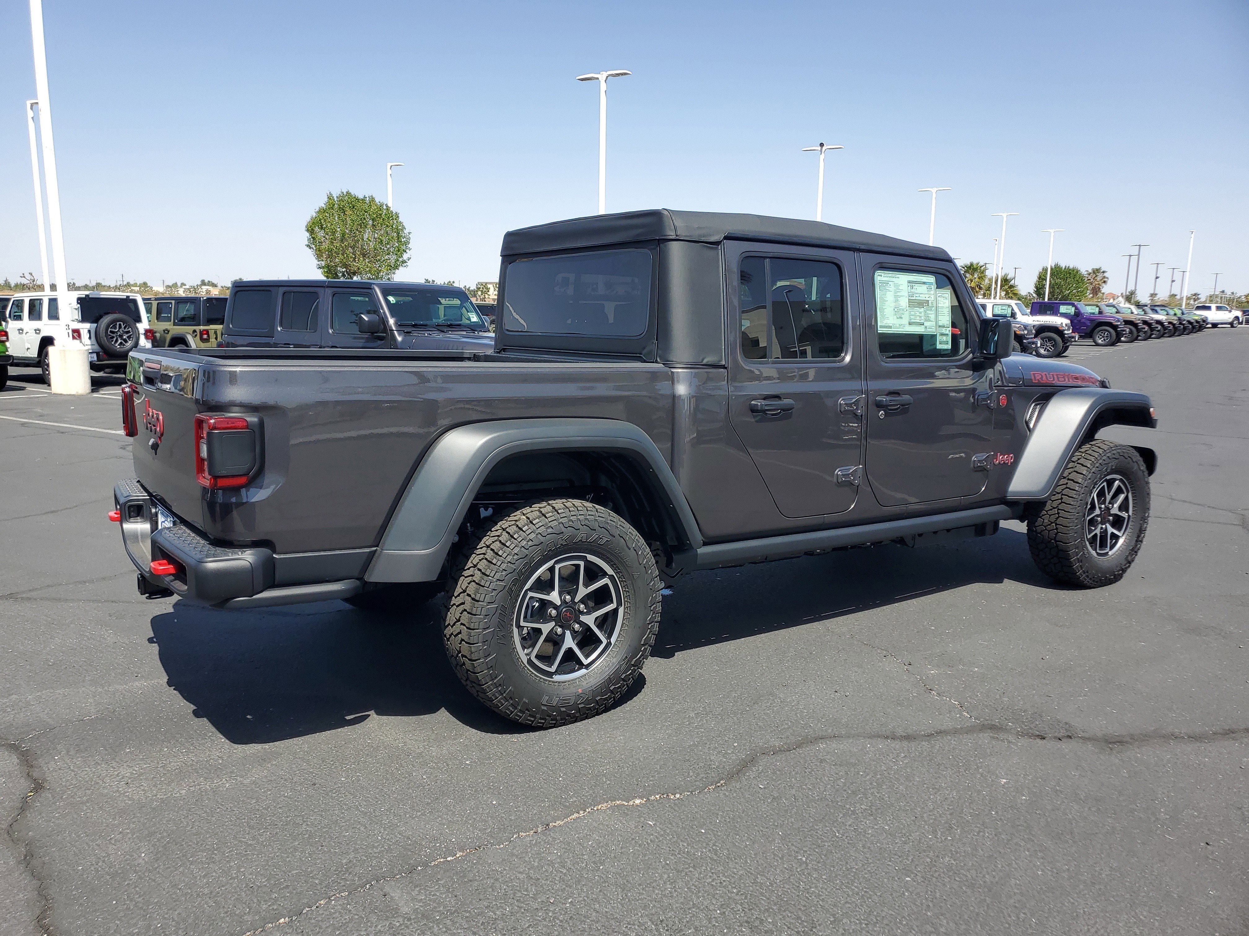 New 2026 Granite Crystal Metallic Clearcoat Jeep Rubicon image 3