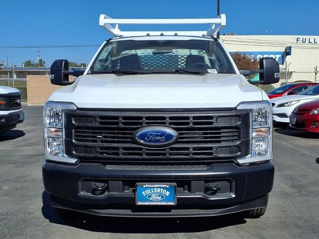 New 2024 Oxford White Ford XL image 2