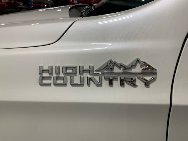 Used 2025 Black Chevrolet High Country image 35