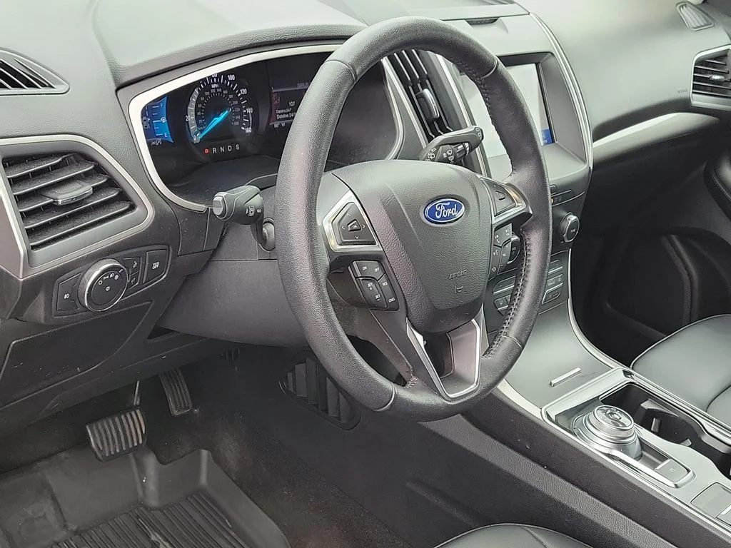 2020 Ford Edge SEL - Photo 7