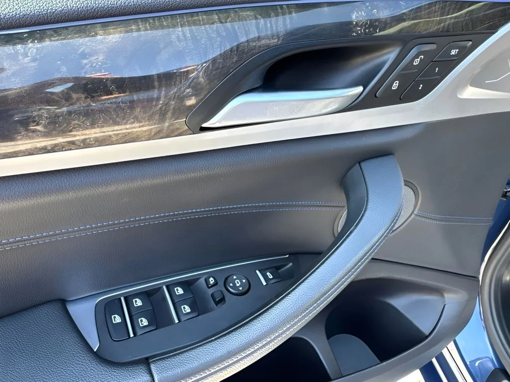 Used 2019 Blue BMW M40i image 27