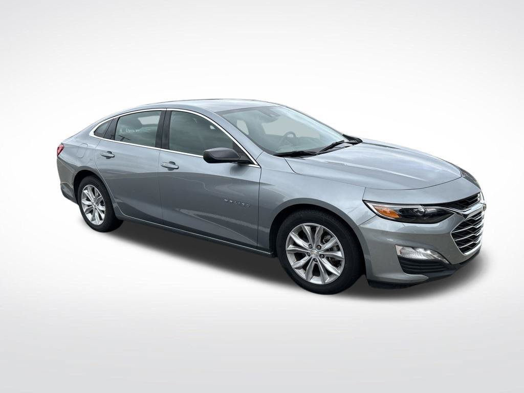 Used 2025 Gray Chevrolet LT image 8