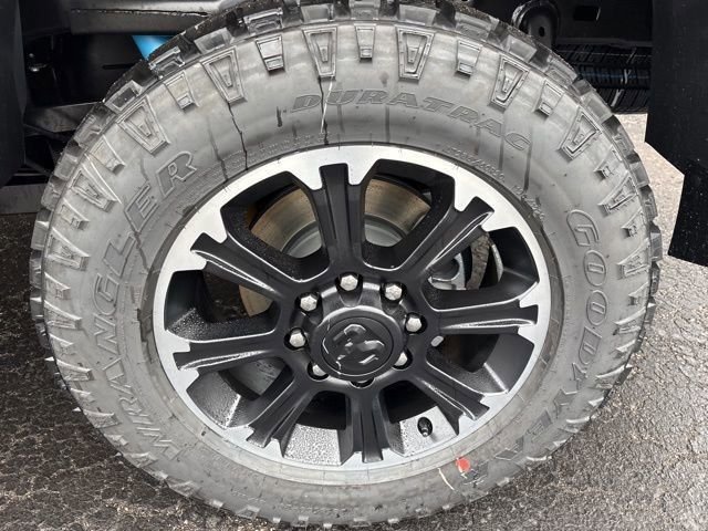 New 2026 Bright White Clear-Coat Exterior Paint RAM Rebel image 29