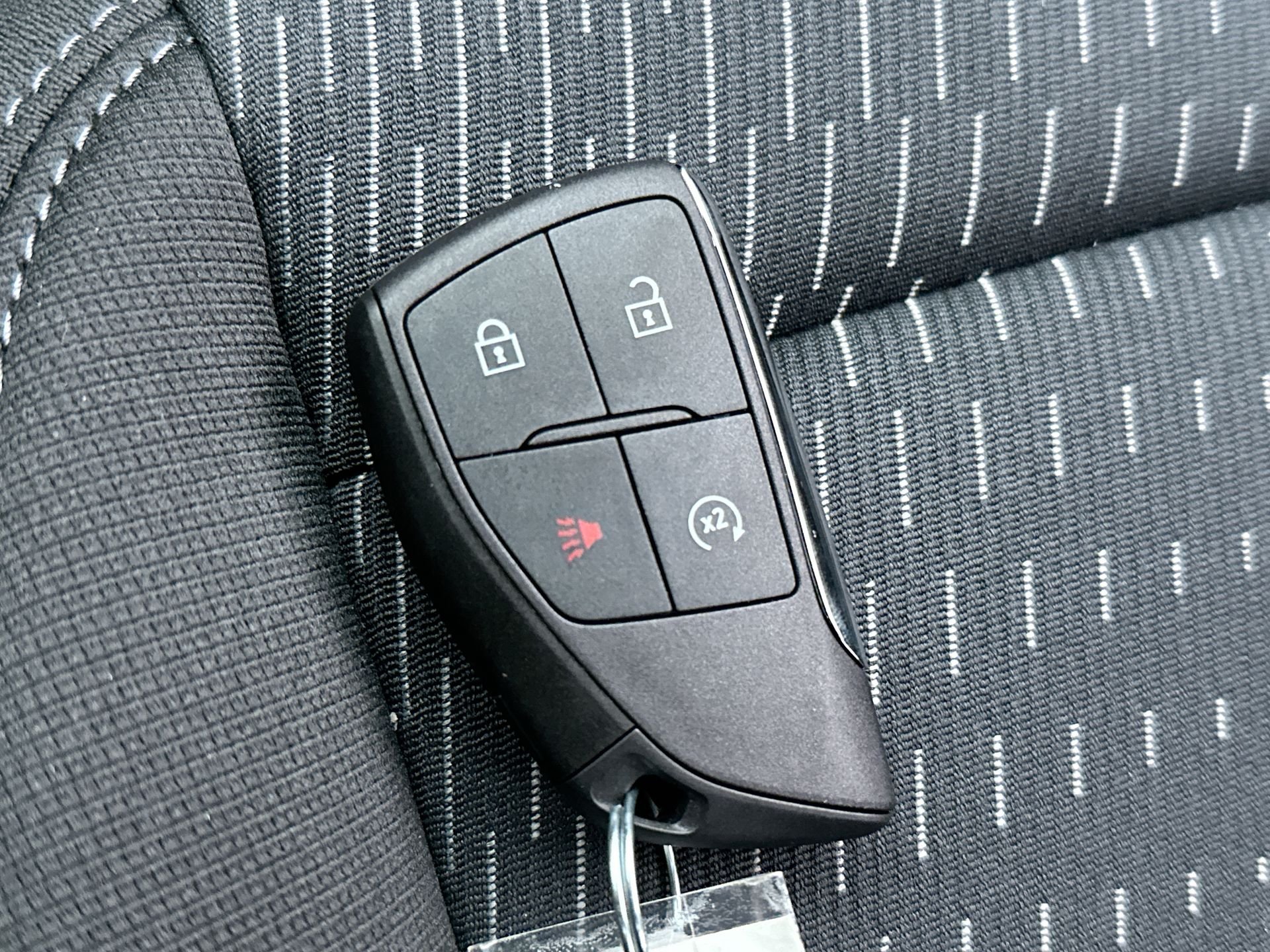 2027 Chevrolet Equinox LT - Photo 74