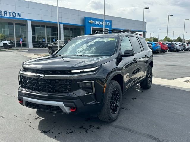 New 2026 Mosaic Black Metallic Chevrolet Z71 image 30
