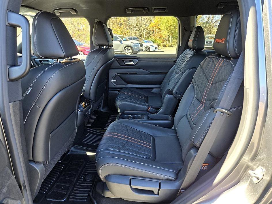 2026 Nissan Armada PRO-4X - Photo 11