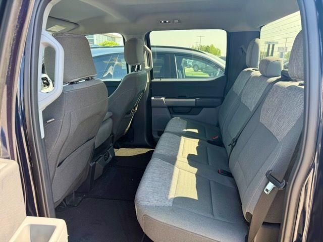 Used 2023 Blue Metallic Ford XLT image 6