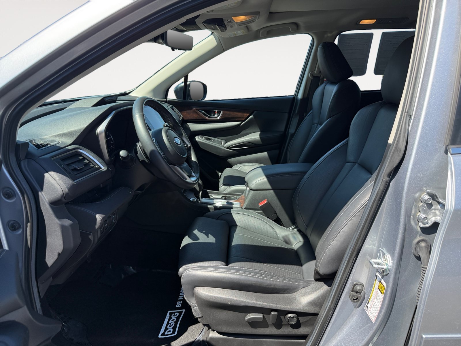Used 2024 Ice Silver Metallic Subaru Touring image 10