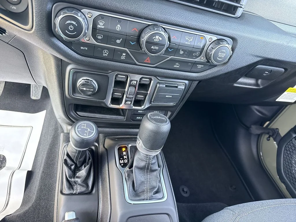 2025 Jeep Gladiator Sport S - Photo 20