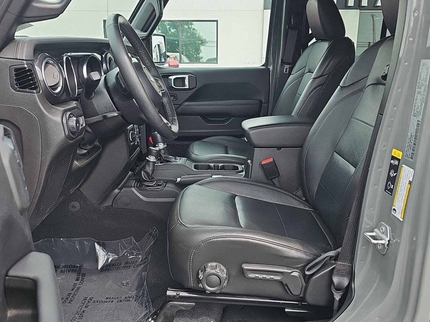 Used 2022 Sting-gray Clearc Jeep Unlimited Sahara Altitude image 11