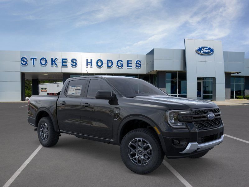 New 2026 Shadow Black Ford XLT image 22