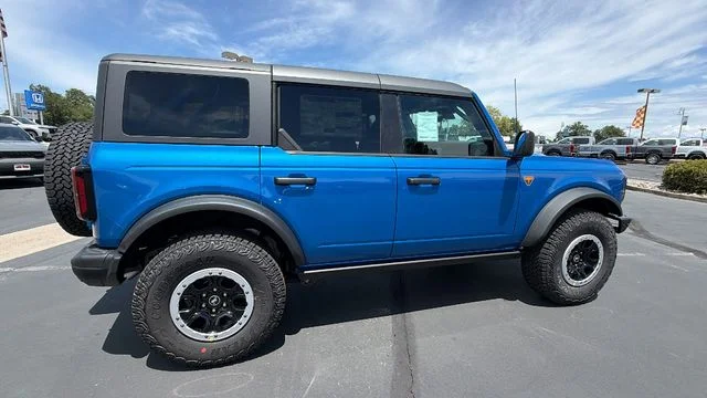 New 2026 Blue Ford Badlands image 3