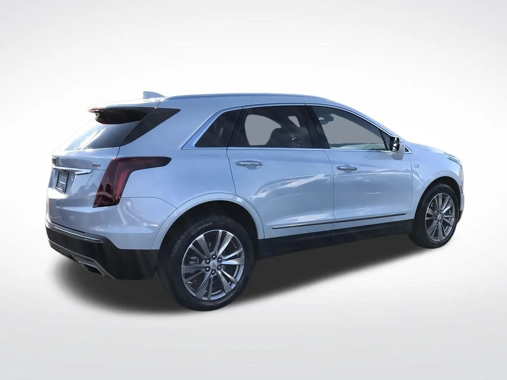 Used 2024 White Cadillac Premium Luxury image 9