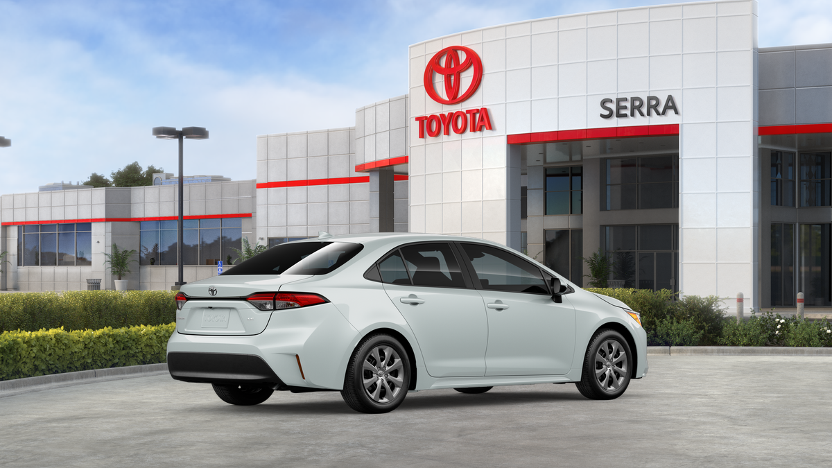 New 2026 Wind Chill Pearl Toyota LE image 32