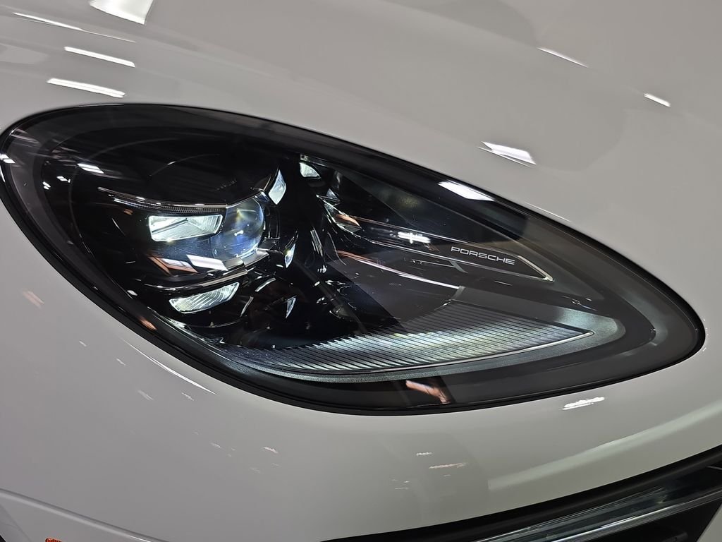 New 2025 White Porsche  image 12