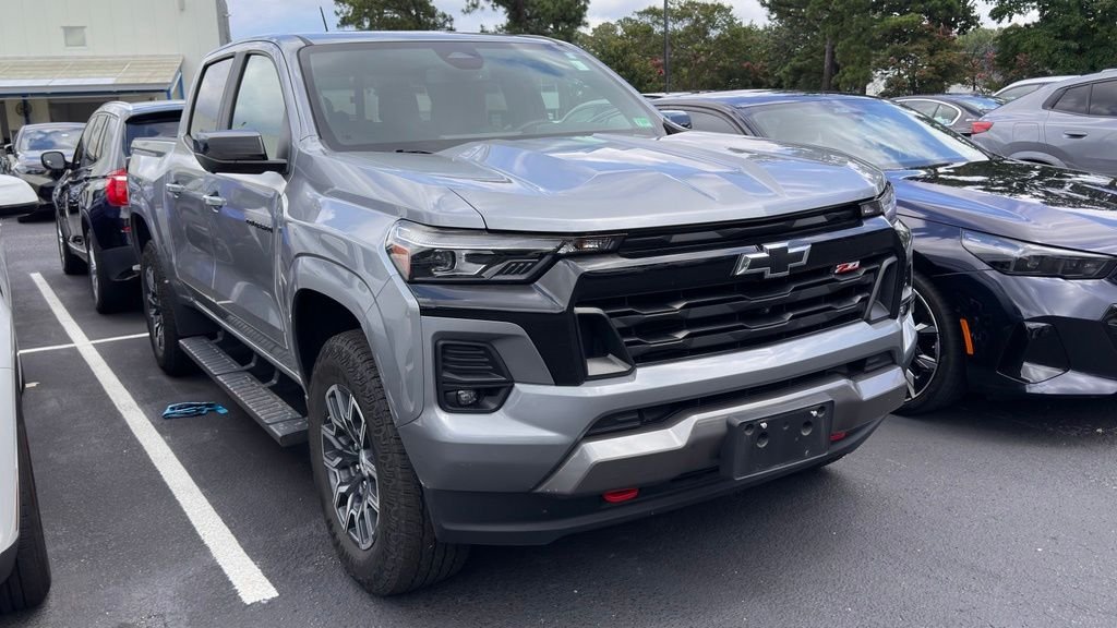 Used 2024 Sterling Gray Metallic Chevrolet Z71 image 1