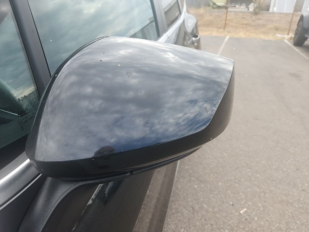 Used 2023 Black Kia LX image 7