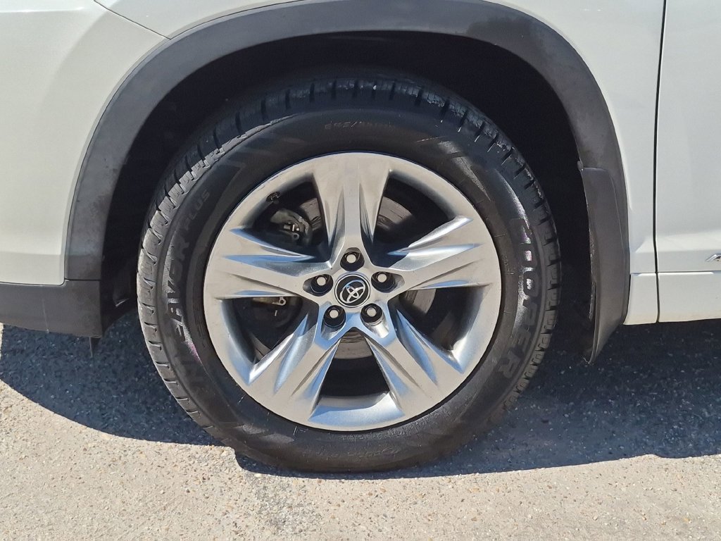 Used 2017 White Toyota Limited image 11