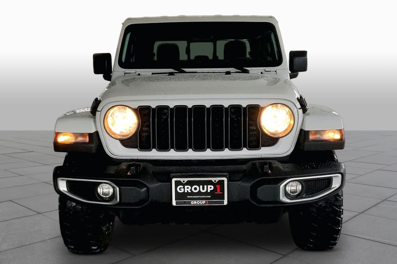 Used 2024 Bright White Clearcoat Jeep Texas Trail image 4