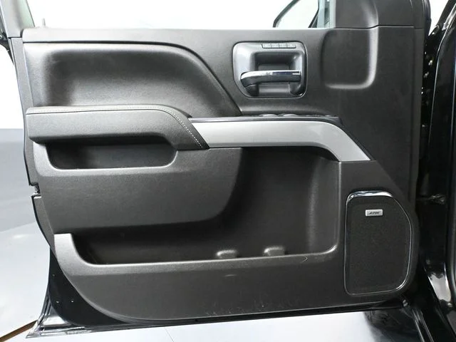 Used 2016 Black Chevrolet LTZ image 17
