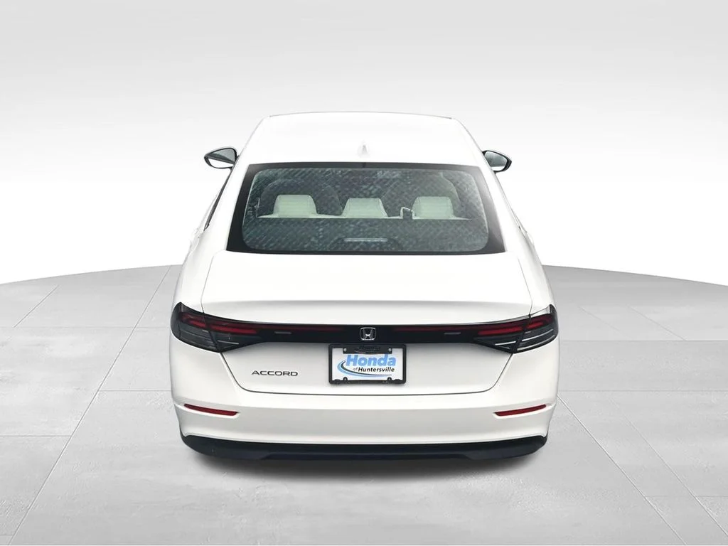New 2026 Platinum White Pearl Honda LX image 29