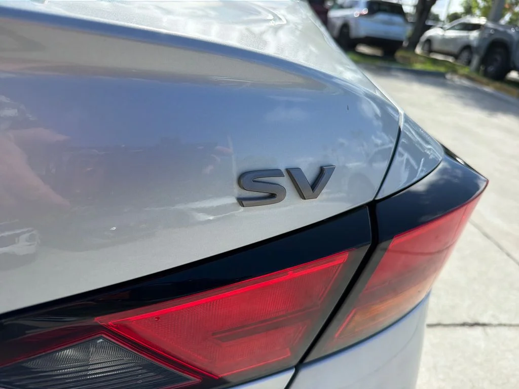 2024 Nissan Altima SV - Photo 10