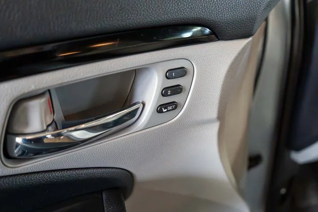 Used 2020 Gray Honda Touring image 25