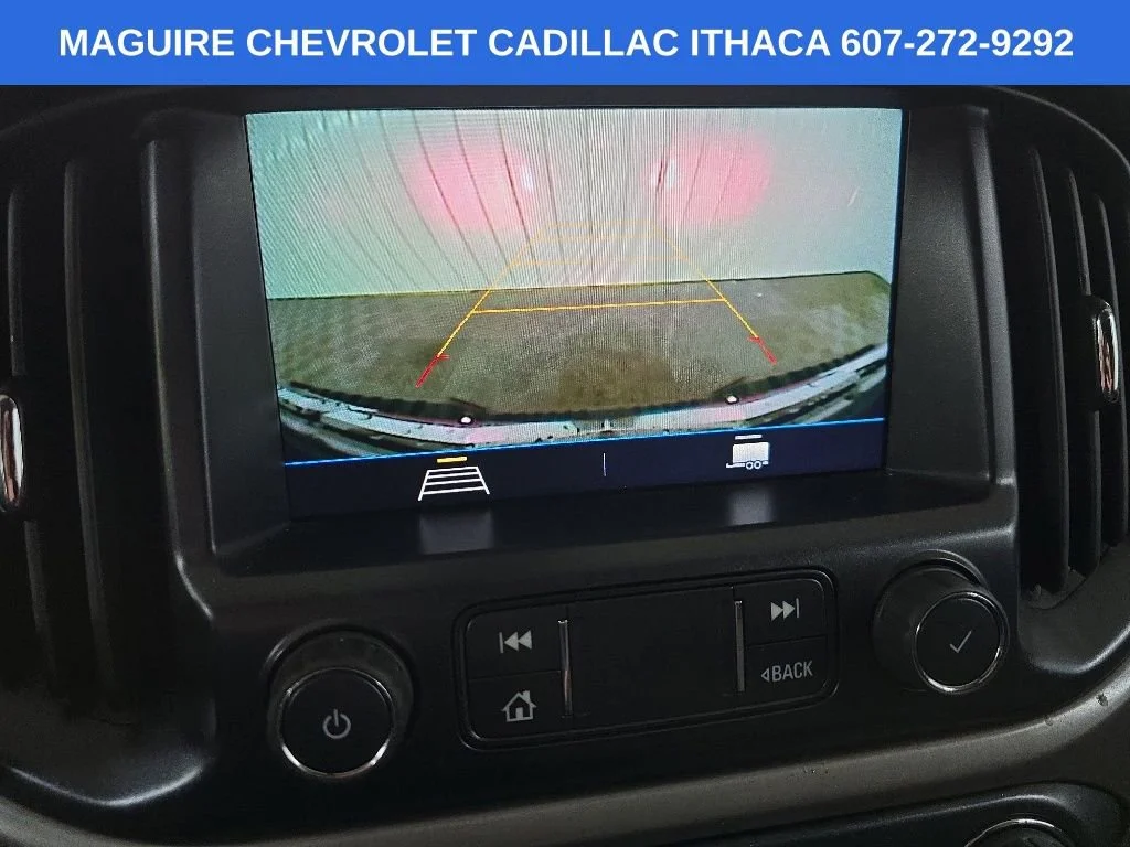 Used 2022 Onyx Black GMC AT4 - Cloth image 23