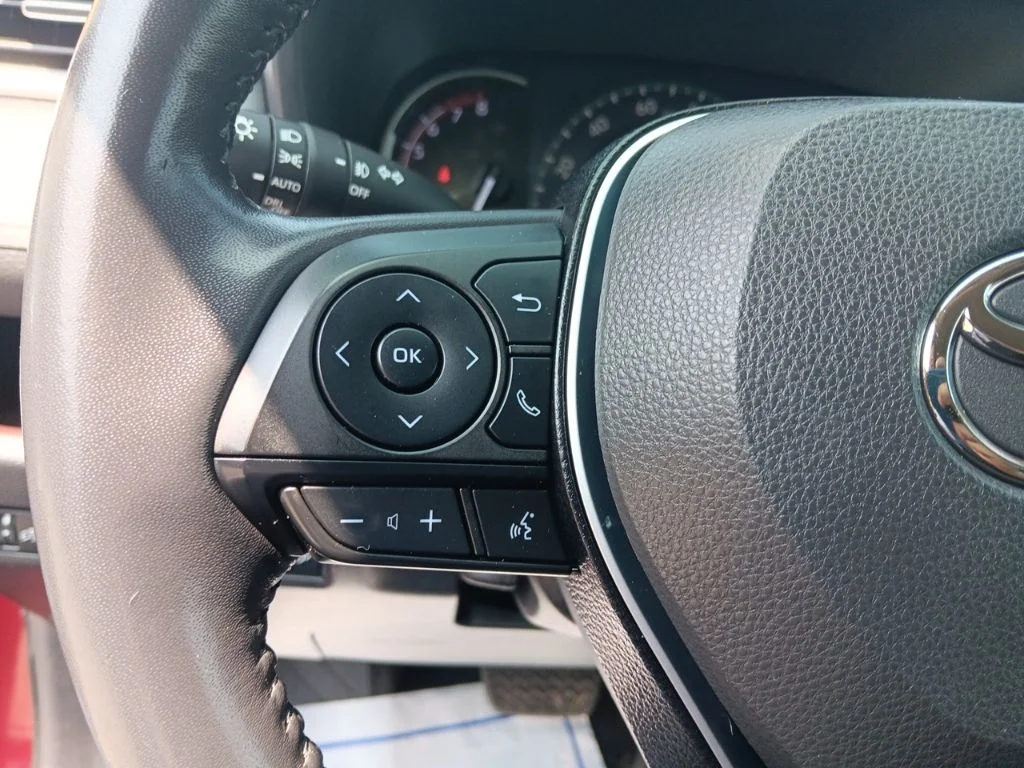 Used 2019 Red Metallic Toyota Limited image 18