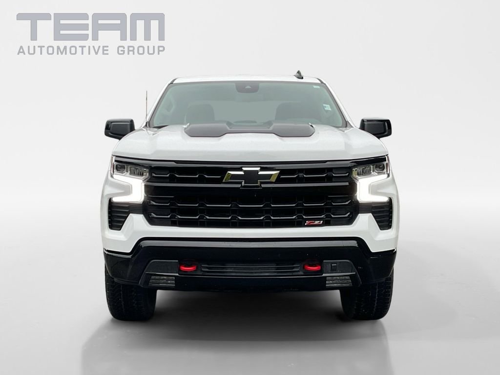 Used 2025 White Chevrolet LT Trail Boss image 2