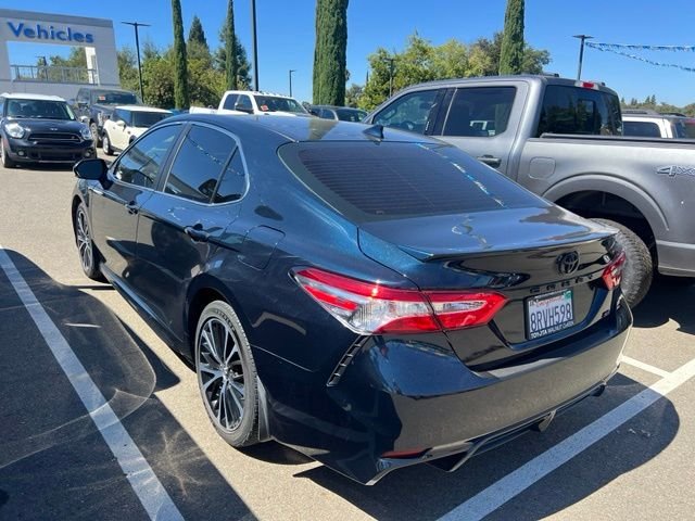 Used 2020 Blue Toyota SE image 7