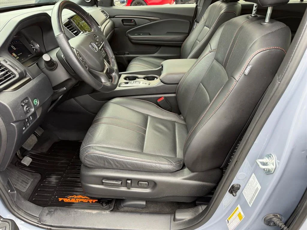 Used 2025  Honda TrailSport image 8