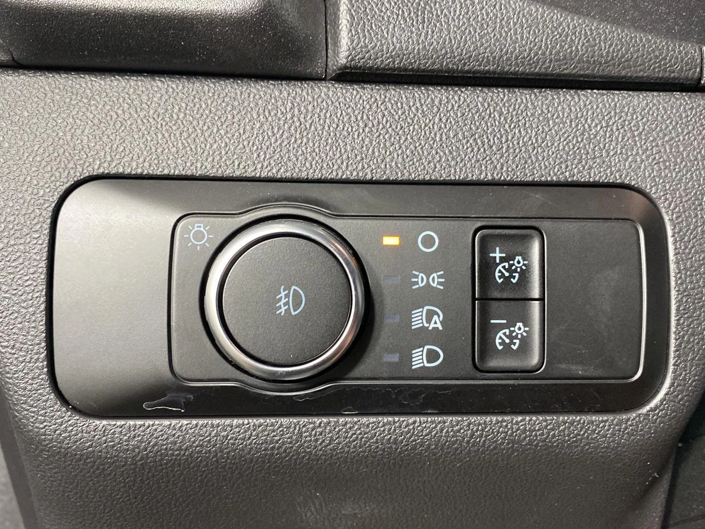 Used 2026 Carbonized Gray Metallic Ford Outer Banks image 12