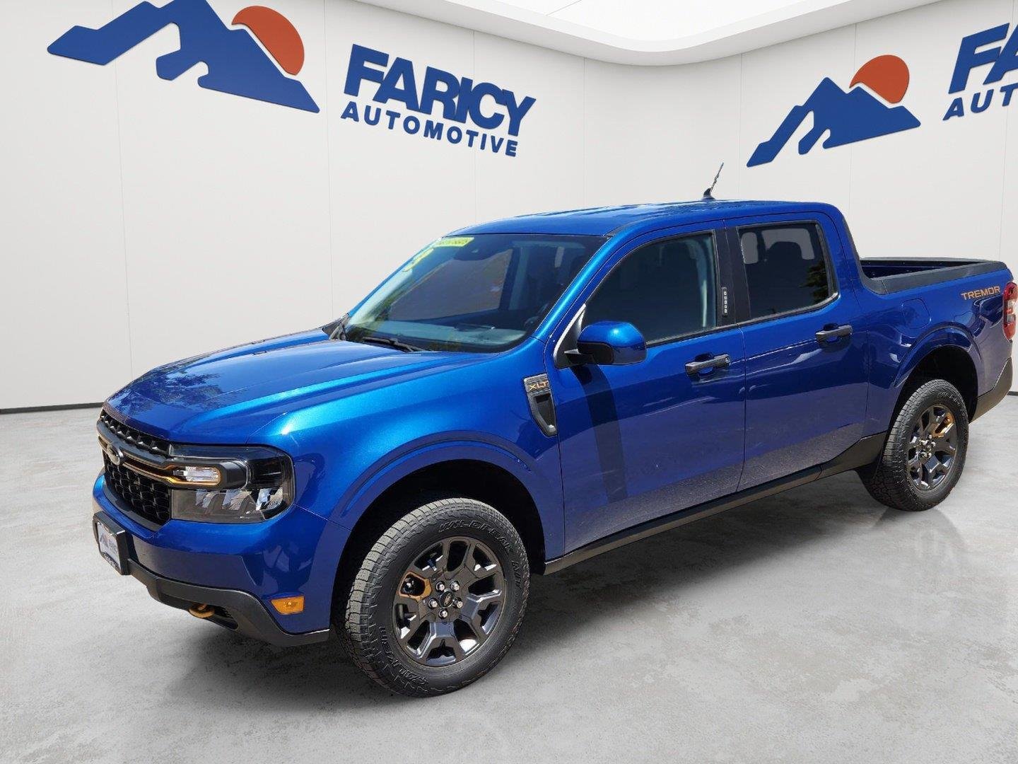 Used 2023 Atlas Blue Metallic Ford XLT image 9