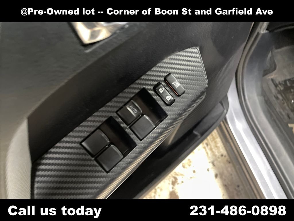Used 2014 Gray Toyota XLE image 16