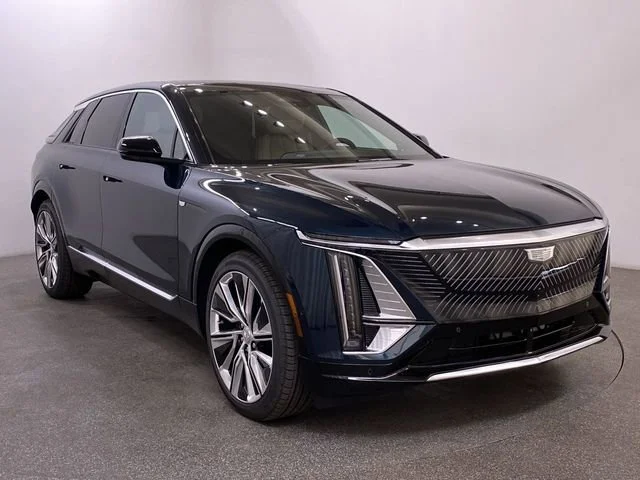 2025 Cadillac LYRIQ Luxury 3 - Photo 14