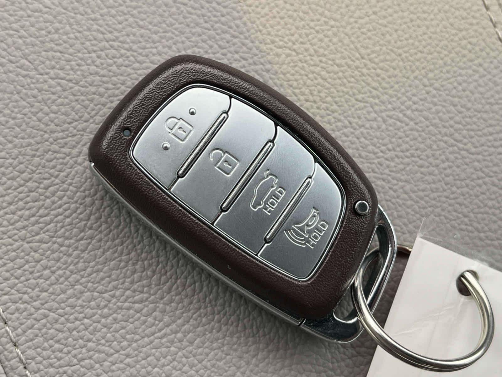Used 2018 Lakeside Blue Hyundai SEL image 4