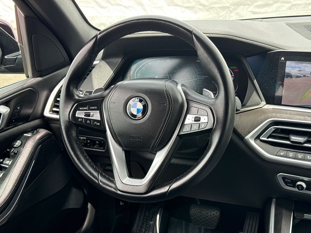 Used 2022 Black BMW sDrive40i image 21