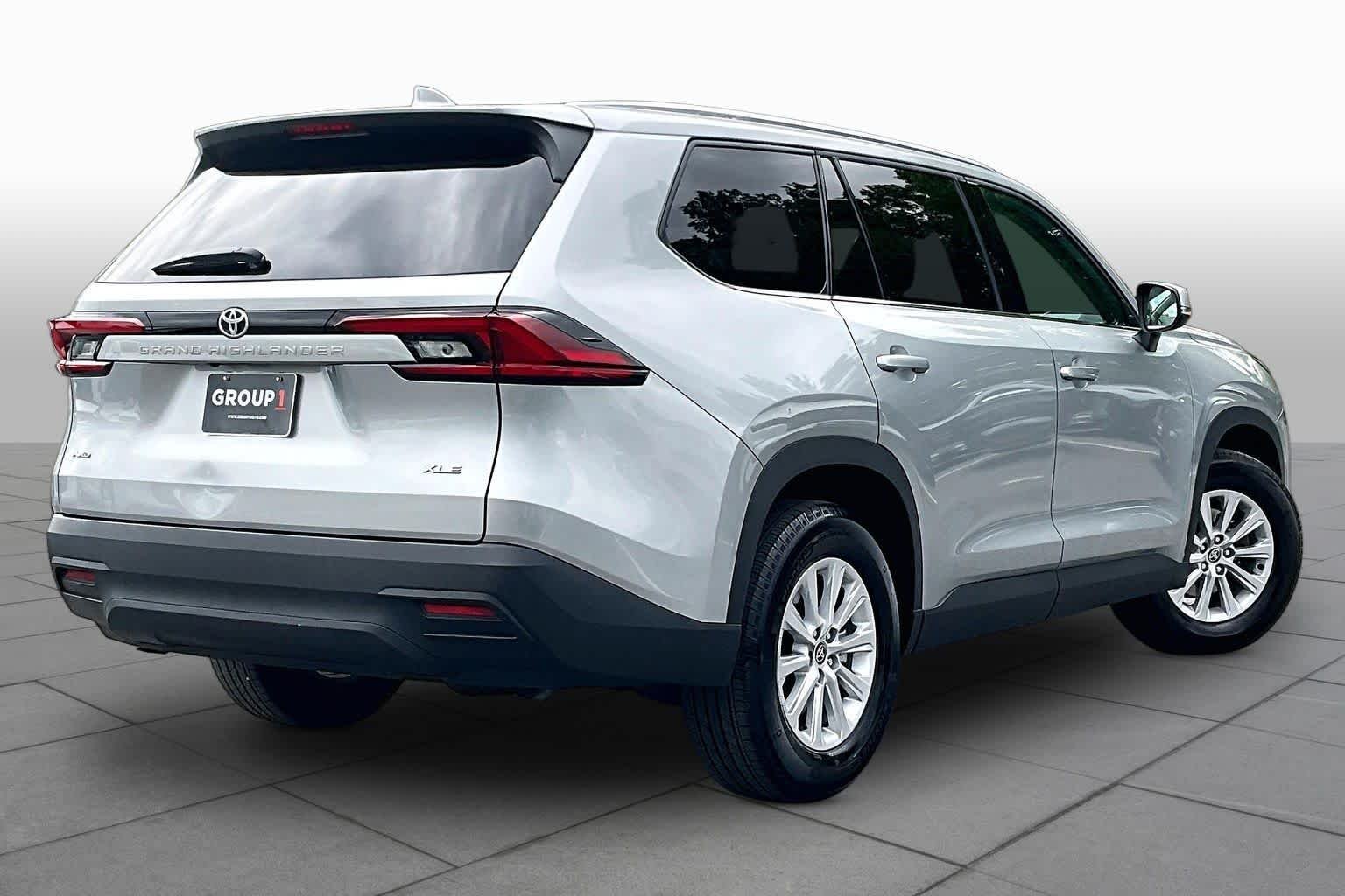 Used 2025 Celestial Silver Metallic Toyota XLE image 13
