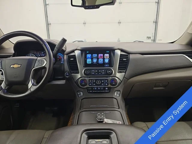 Used 2016 Iridescent Pearl Tricoat Chevrolet LTZ image 16