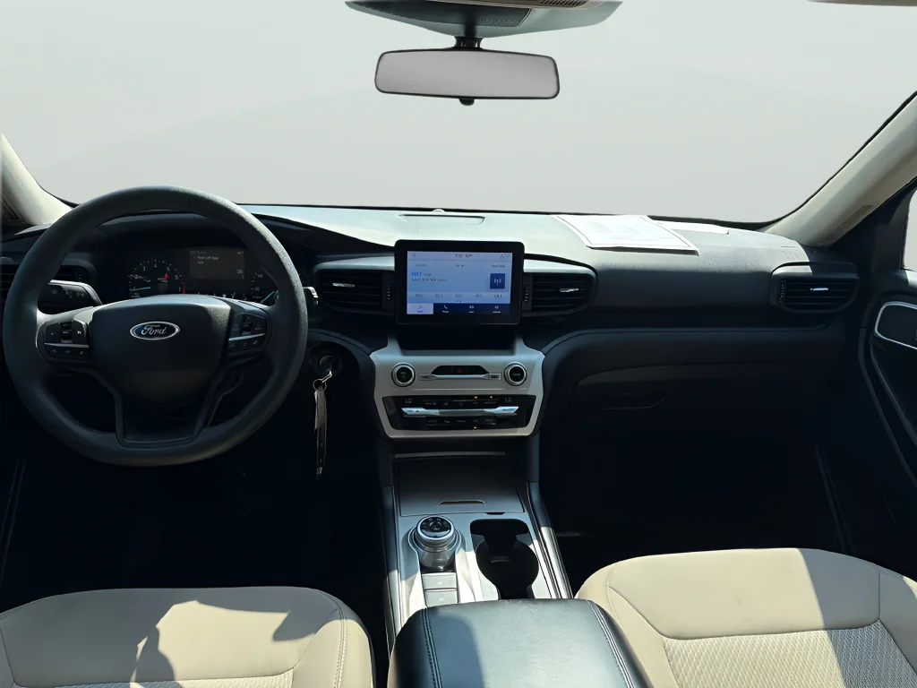 Used 2021 Silver Ford Base image 26