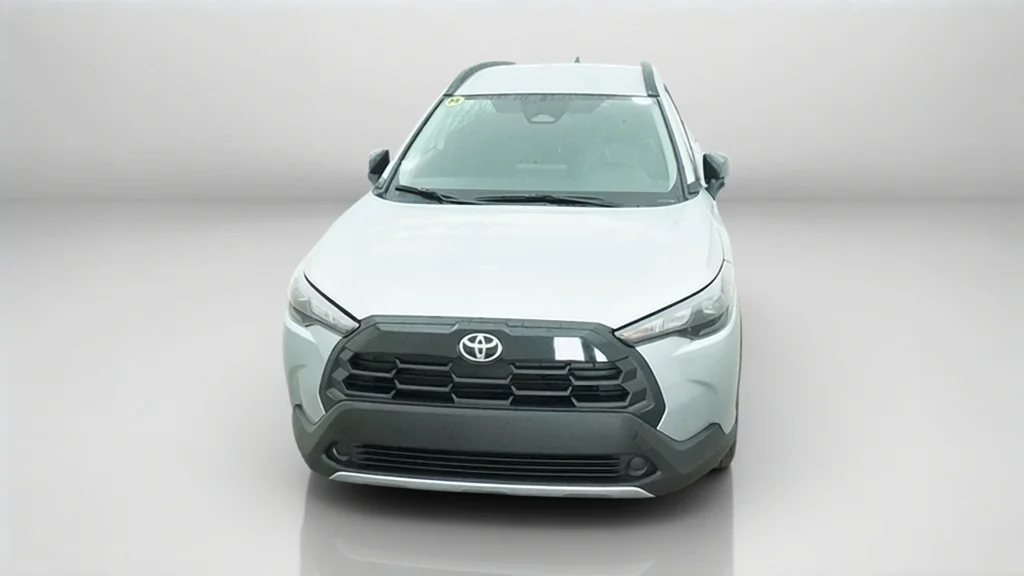 New 2026 Sonic Silver Toyota LE image 16