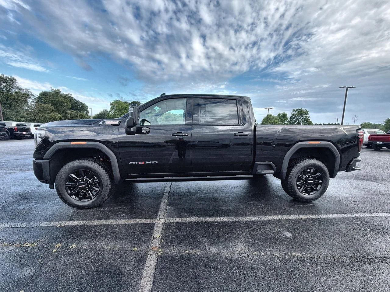 New 2026 Onyx Black GMC AT4 image 5