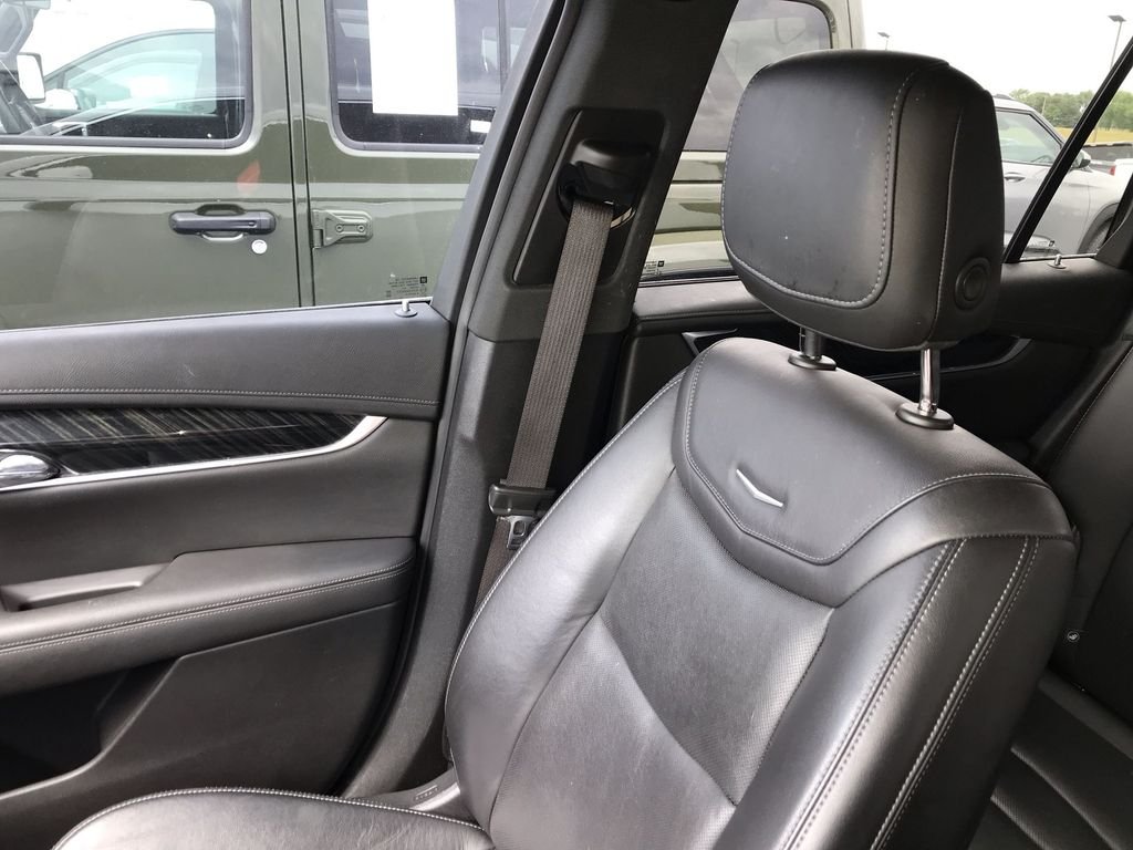 Used 2021 White Cadillac Premium Luxury image 24