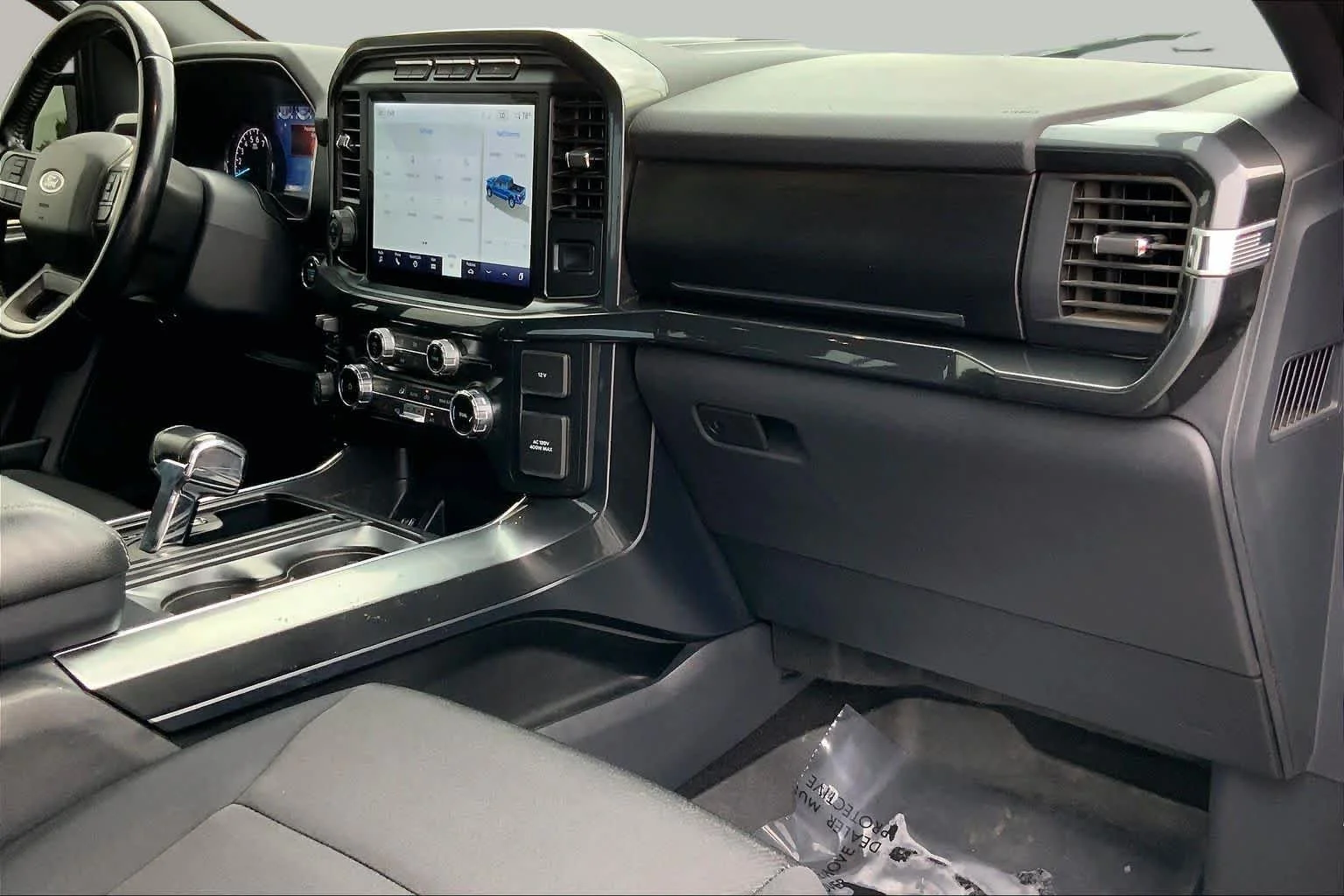 Used 2022 Iconic Silver Metallic Ford XLT image 17