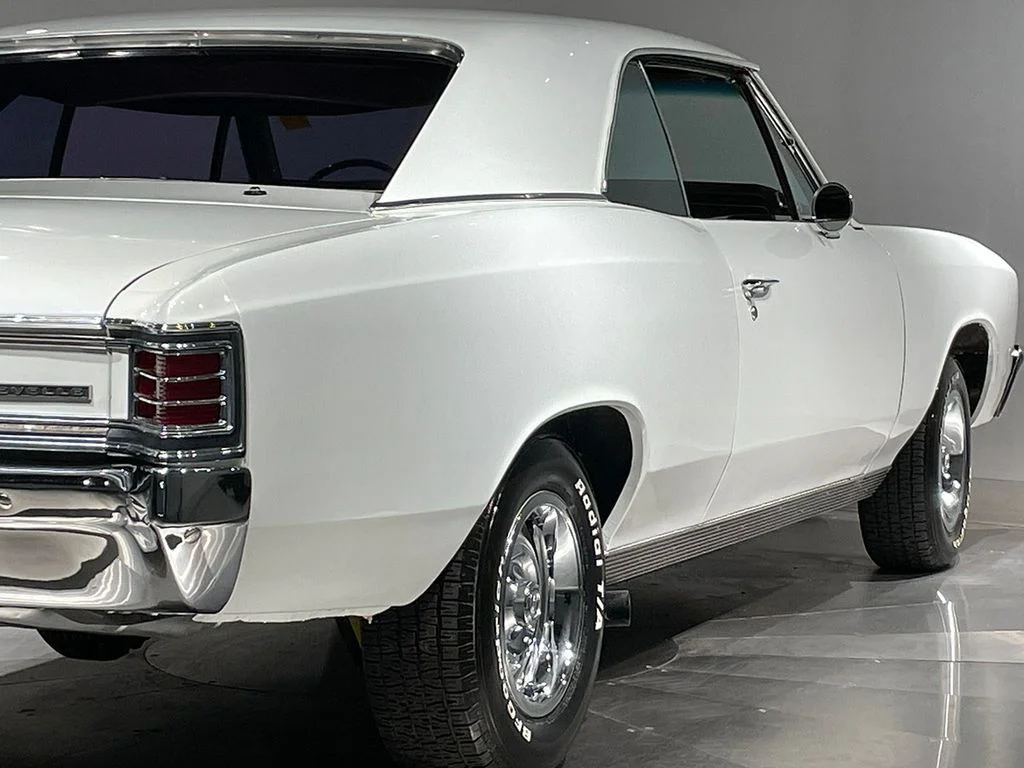 Used 1967 White Chevrolet  image 33