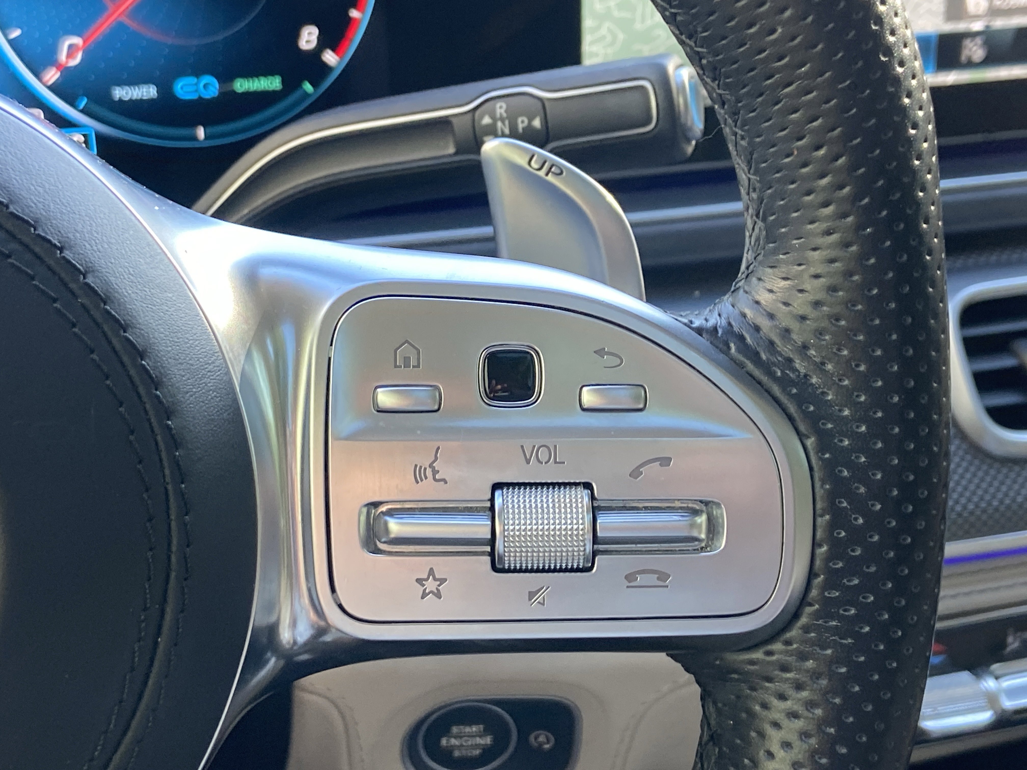 Certified Used 2021 Polar White Mercedes-Benz AMG® GLE 53 4MATIC® SUV image 29